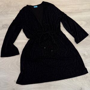 Elegant Black Women's Swim Cover Up